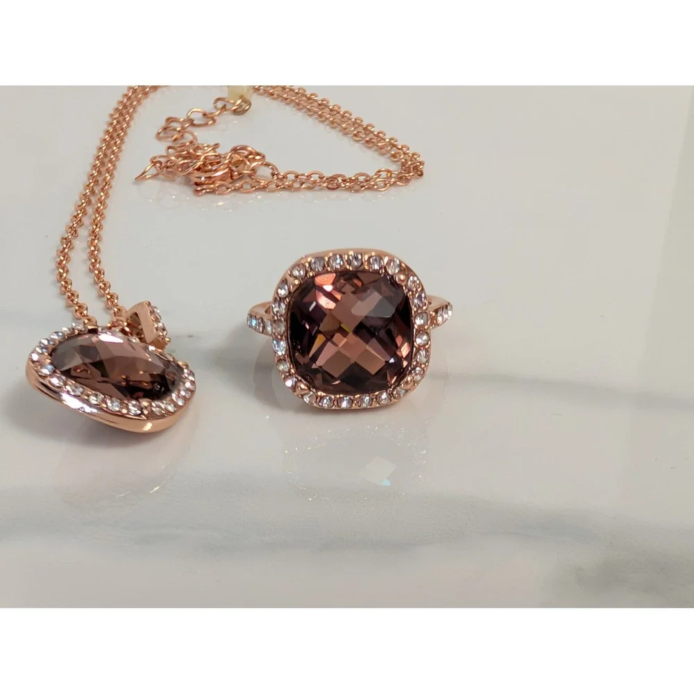 Avon‎ Studio 1886 Very Violet Cushion Cut Necklace and Ring Set Rose Goldtone 8